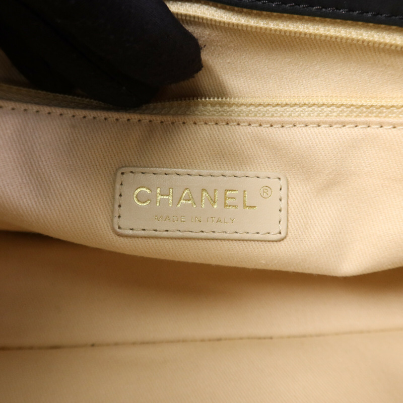 CHANEL 牛皮皮革Chic Qoilt Accordion Flap Bag金扣鏈帶肩背袋-5