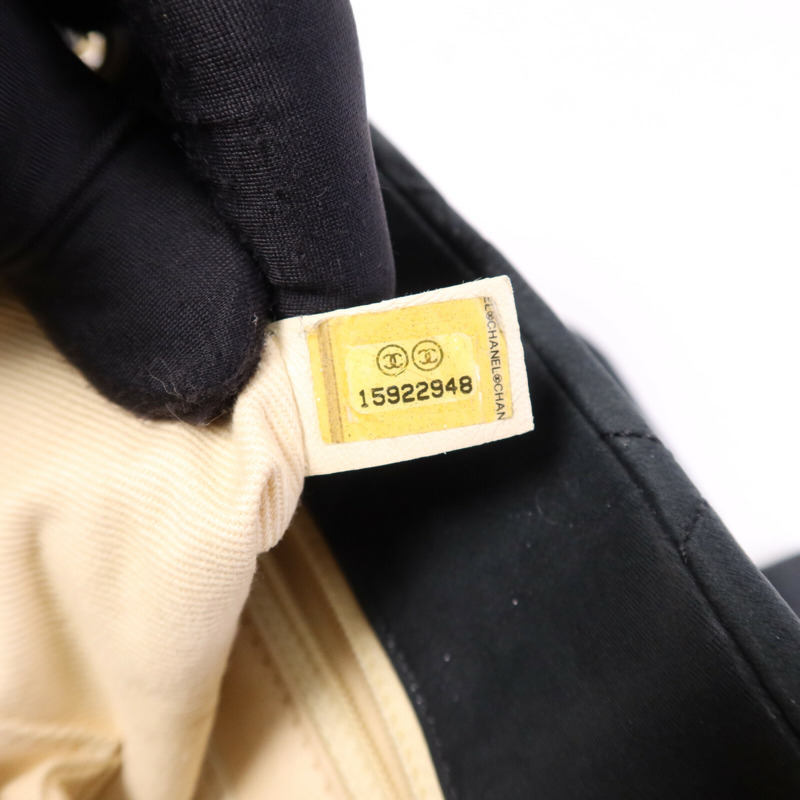 CHANEL 牛皮皮革Chic Qoilt Accordion Flap Bag金扣鏈帶肩背袋-7