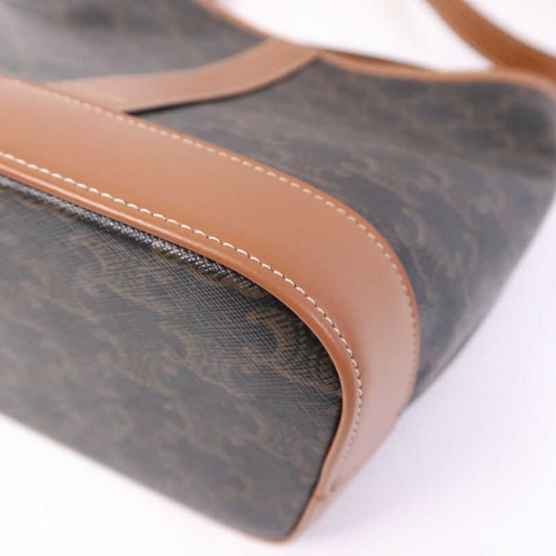 CELINE 塗層帆布Triomphe Bucket Small金扣肩背袋-10