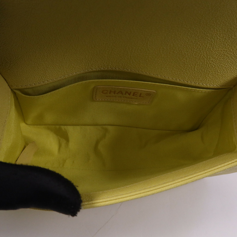 CHANEL 牛皮皮革Boy 20金扣鏈帶肩背袋-4