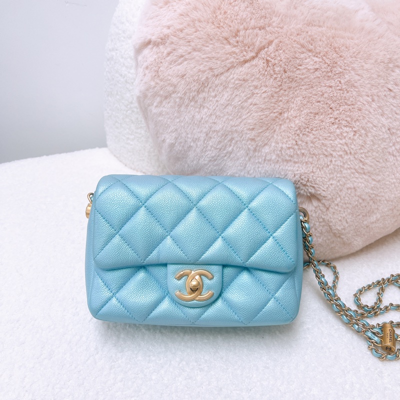 Chanel 21k 人魚珠光藍 翻蓋斜挎包-0