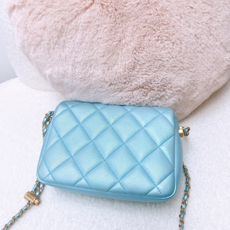 Chanel 21k 人魚珠光藍 翻蓋斜挎包-6