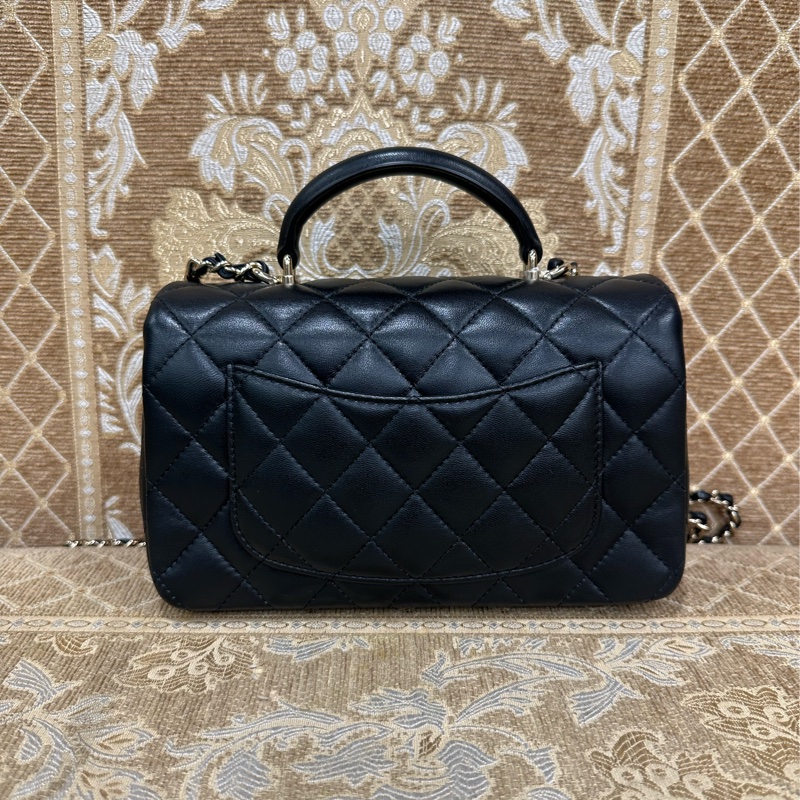 Chanel 黑羊皮菱格淡金釦CF20手提斜背包 AS2431-1