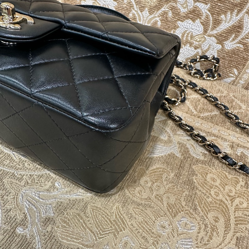 Chanel 黑羊皮菱格淡金釦CF20手提斜背包 AS2431-6