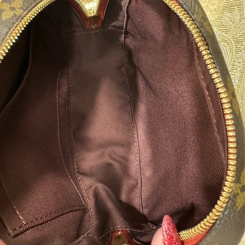 LV 原花金釦Deauville Mini前口袋吊牌ㄇ拉斜背相機包M45528-7