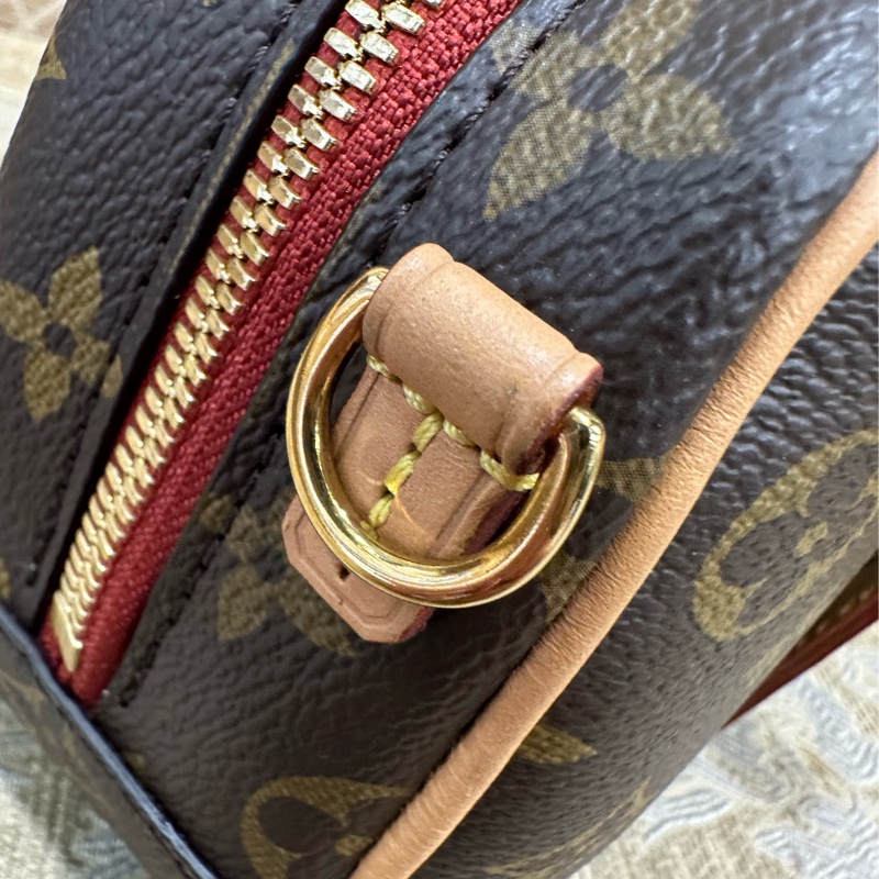 LV 原花金釦Deauville Mini前口袋吊牌ㄇ拉斜背相機包M45528-9