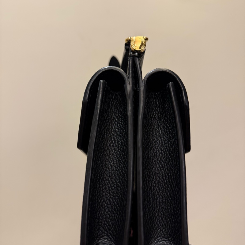 BURBERRY Baby Title Bag 牛皮製 全黑經典款-3