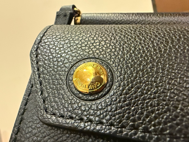 BURBERRY Baby Title Bag 牛皮製 全黑經典款-21