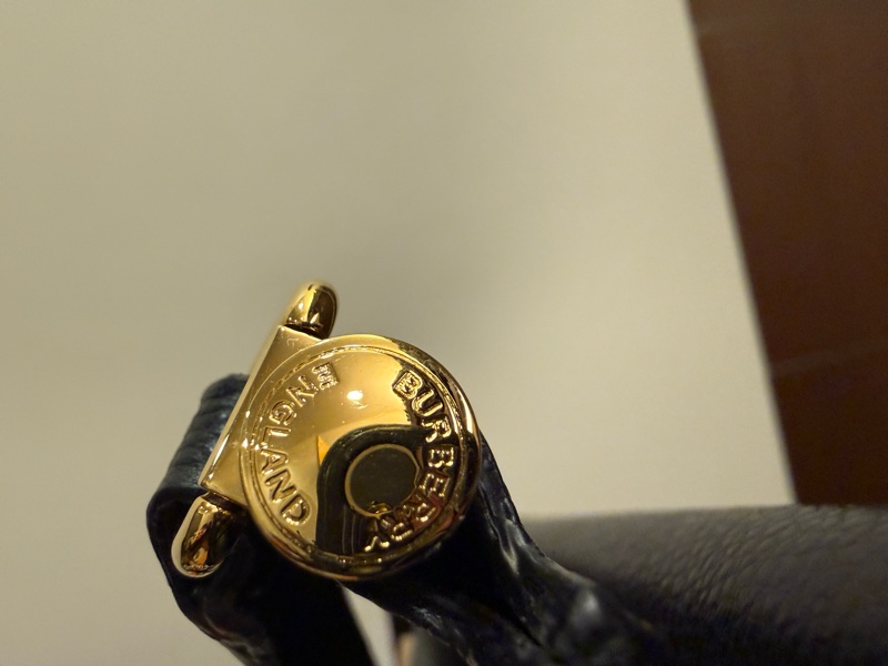 BURBERRY Baby Title Bag 牛皮製 全黑經典款-25