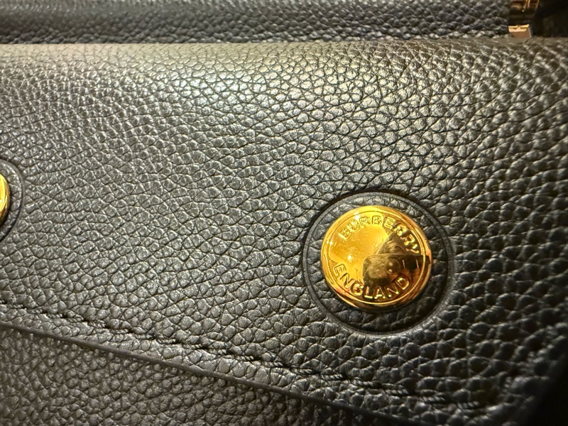 BURBERRY Baby Title Bag 牛皮製 全黑經典款-33