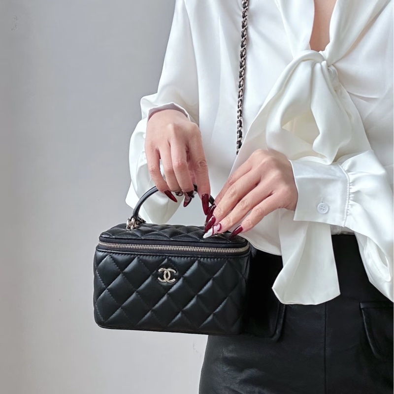 稀有提把款🥨香奈兒化妝盒Chanel黑金羊皮手提長盒子AP2199-7