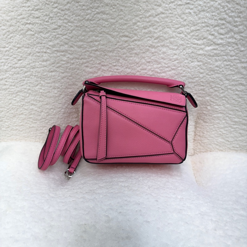 羅伊威Loewe 粉色牛皮mini puzzle幾何手提斜背包-10
