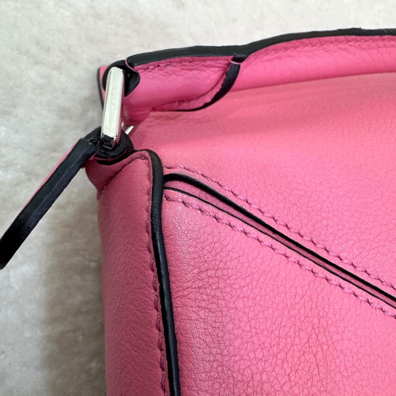 羅伊威Loewe 粉色牛皮mini puzzle幾何手提斜背包-16