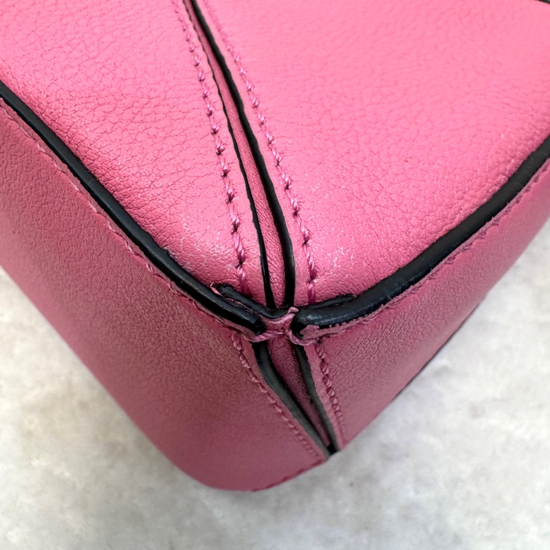 羅伊威Loewe 粉色牛皮mini puzzle幾何手提斜背包-24