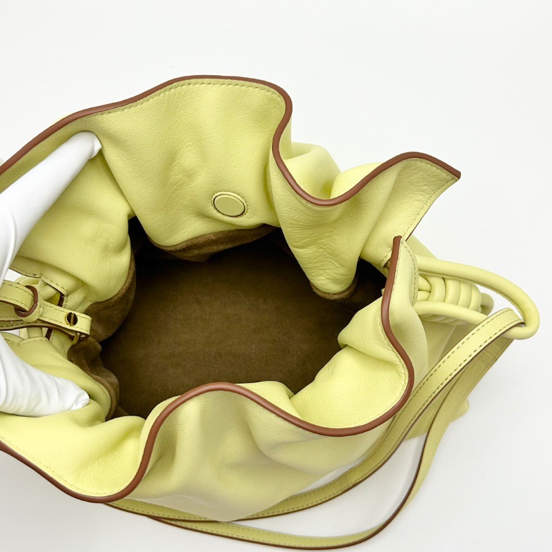 LOEWE 黃色Flamenco肩背斜背福袋包29.5*23*9 98新配件塵袋-2