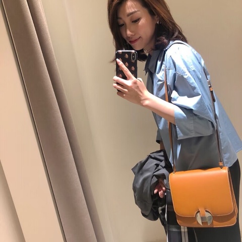 HERMES 橙色銀扣 肩背斜背包20*20*4 98新配件塵袋