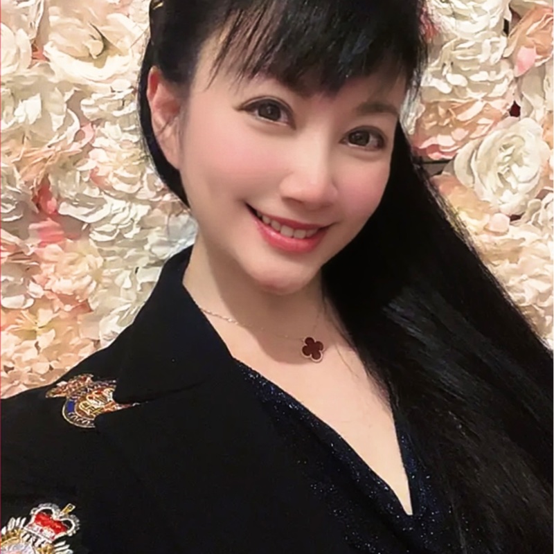 Chanel中古14個勛章外套40碼，勛章界的天花板，肩寬40胸圍94-9