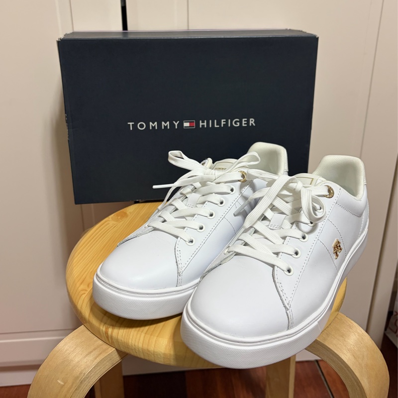 Tommy Hilfiger 小白鞋 24.5-0