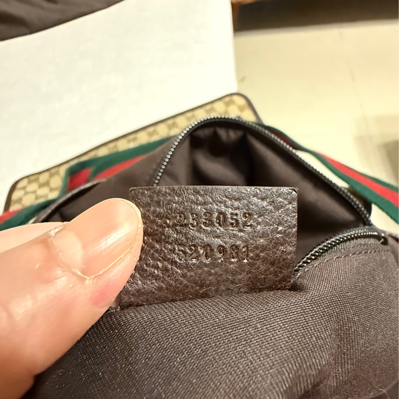 Gucci Monogram-4