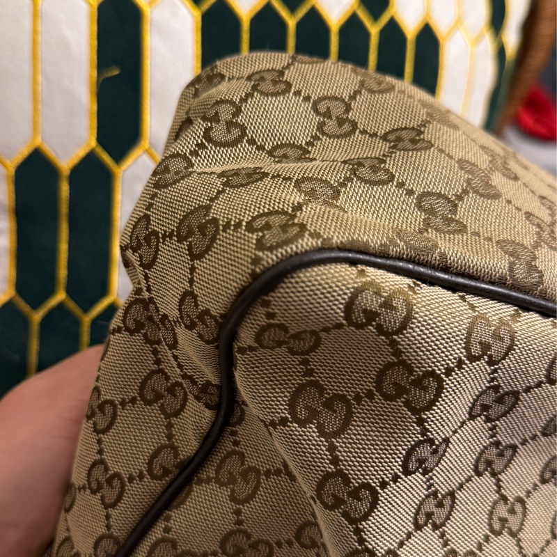 Gucci Monogram-9