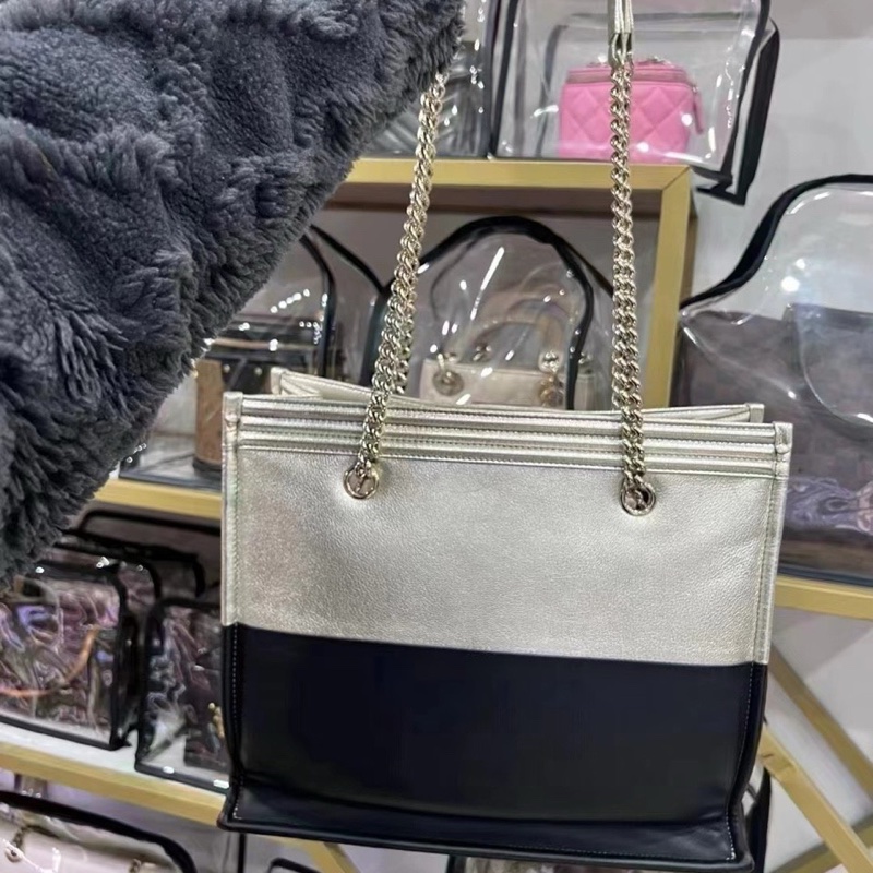 Chanel香奈兒黑金拼色單肩包 有卡 21開-0