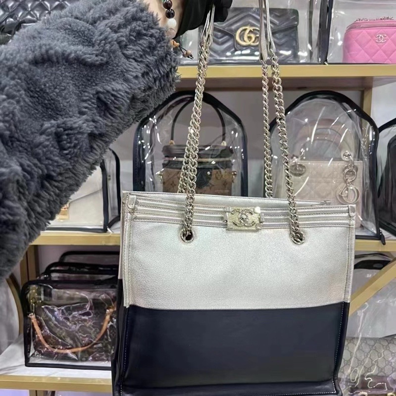 Chanel香奈兒黑金拼色單肩包 有卡 21開-3