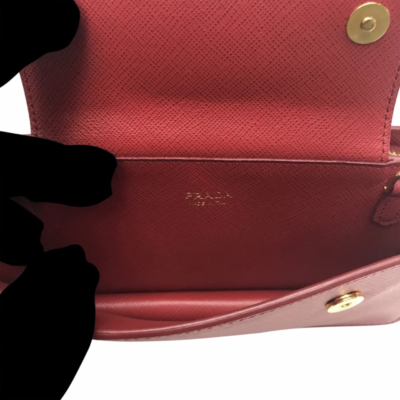 Prada 紅色鏈條長夾斜背包 稀有款｜Saffiano牛皮｜金Logo｜WOC 錢包-13