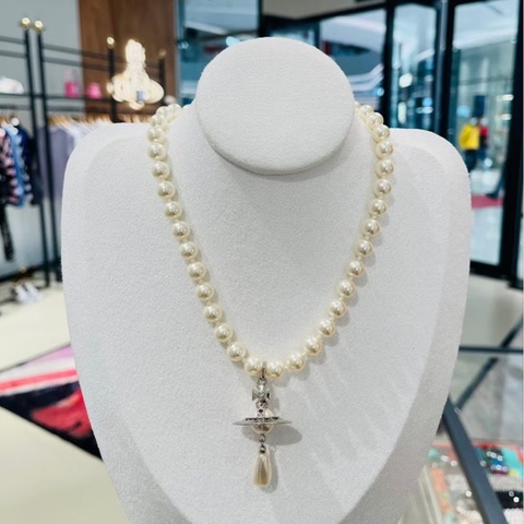 Vivienne Westwood 西太后 土星 🪐 銀色 珍珠項鏈