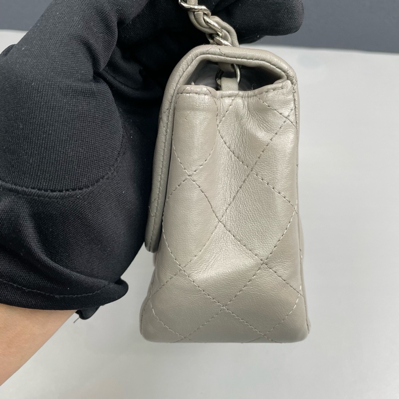 Chanel香奈兒 灰色全皮銀扣方胖子鏈條包 鐳射28開，.尺寸16.5*13*7cm-2