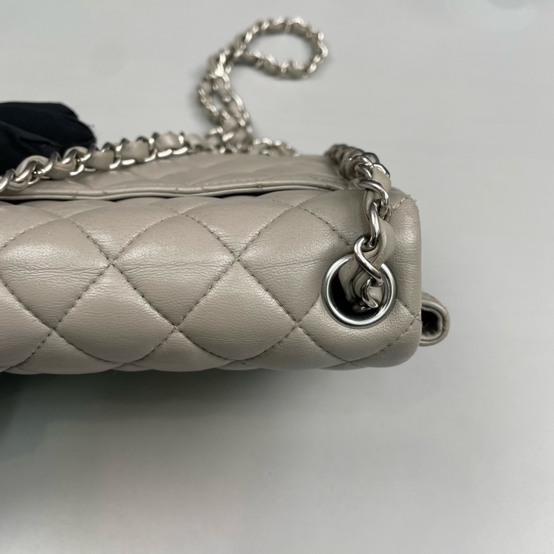 Chanel香奈兒 灰色全皮銀扣方胖子鏈條包 鐳射28開，.尺寸16.5*13*7cm-5