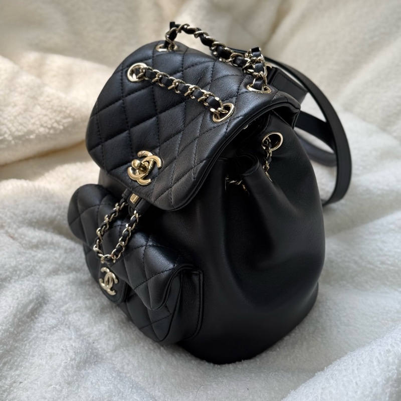 (台灣購證🇹🇼全配)Chanel 24A mini duma 黑色牛皮後背包✨最新晶片款-4