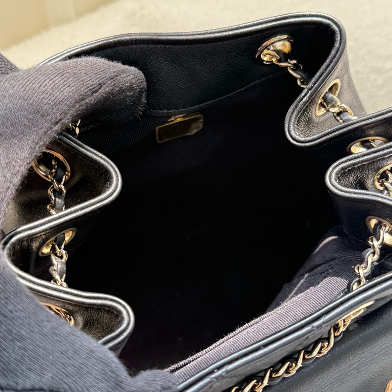 (台灣購證🇹🇼全配)Chanel 24A mini duma 黑色牛皮後背包✨最新晶片款-17