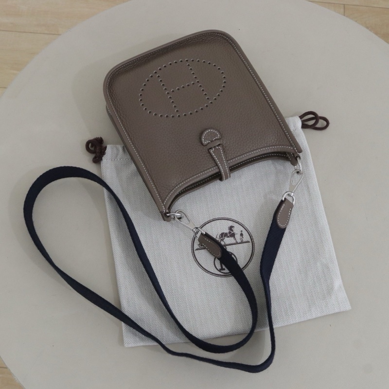 98新，愛馬仕 Evelyne mini 挎包，D刻，大象灰銀扣，尺寸17*19*5，配件防塵袋-2