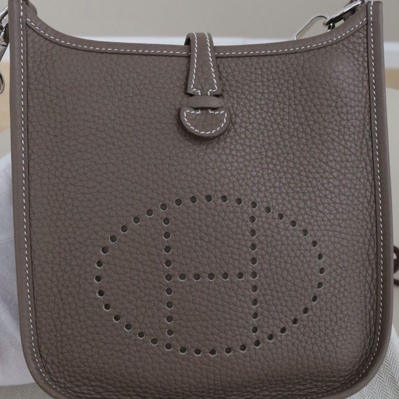 98新，愛馬仕 Evelyne mini 挎包，D刻，大象灰銀扣，尺寸17*19*5，配件防塵袋-10