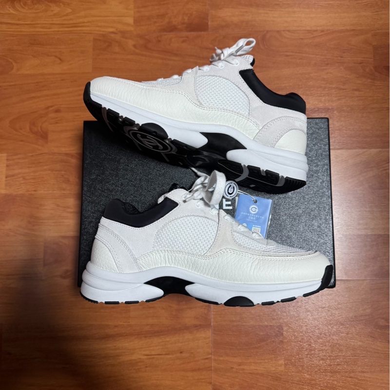 Chanel運動鞋香奈兒徽標黑白熊貓低幫跑步鞋 米白黑 37碼-1