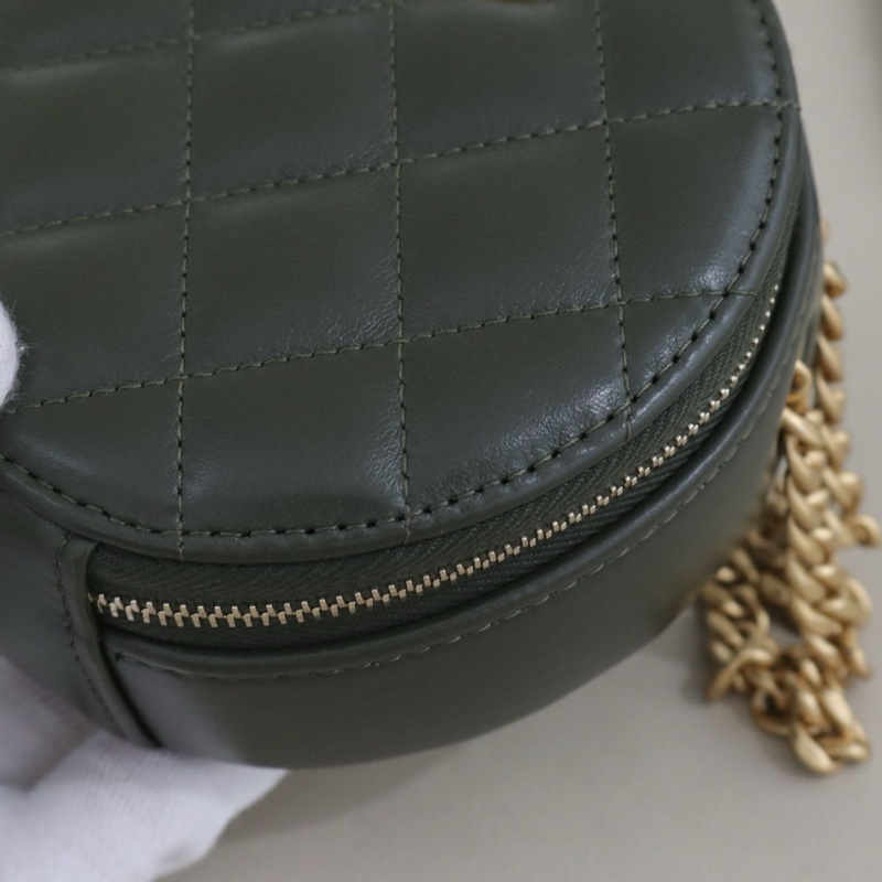 99.5新香奈兒菱格小圓餅包，鏈條可調節，尺寸12*12cm，配件防塵袋盒子-3