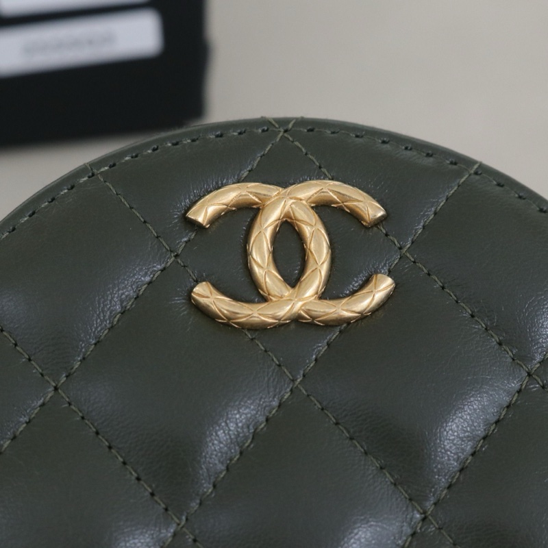 99.5新香奈兒菱格小圓餅包，鏈條可調節，尺寸12*12cm，配件防塵袋盒子-6