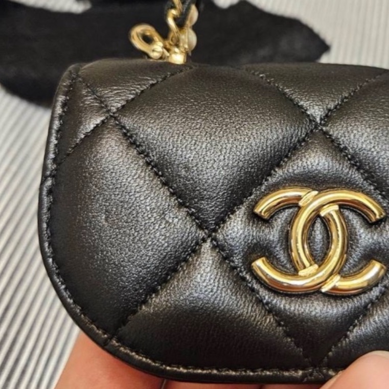 Chanel 珍珠皮穿鏈手柄斜背零錢包-3