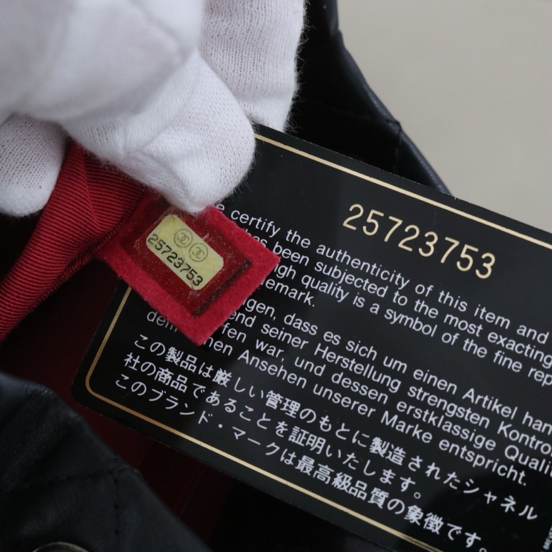 98新，香奈兒流浪雙肩包，序號25，尺寸22*22*10，配件防塵袋身份卡-8