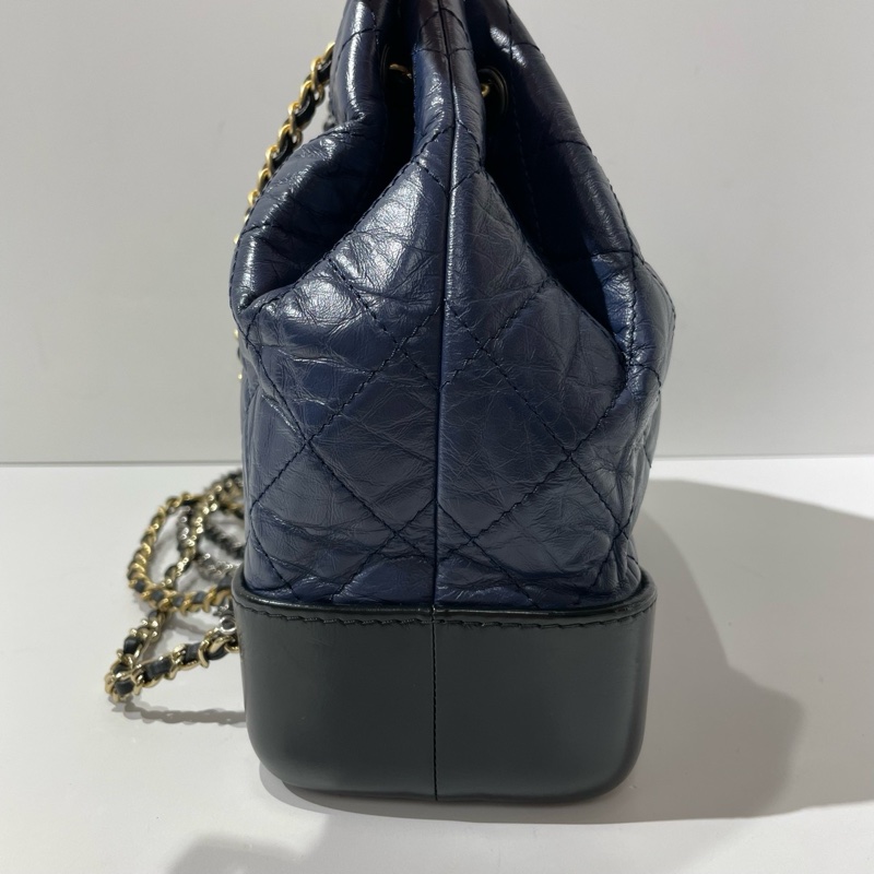 CHANEL香奈兒流浪雙肩包 海軍藍黑底 24開 23*10.5*22.5-1