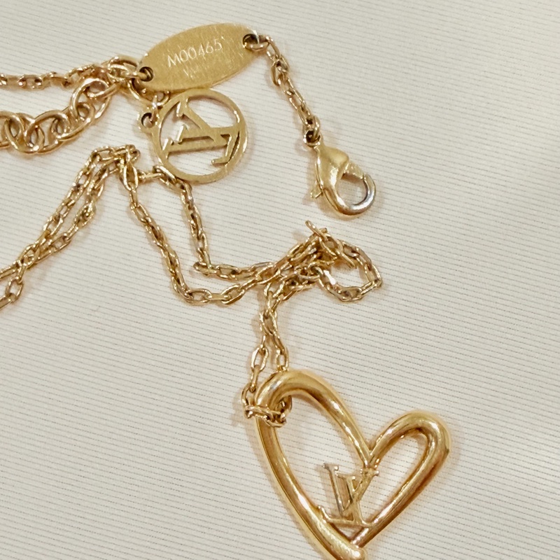 LV情人節限定愛心項鏈-2
