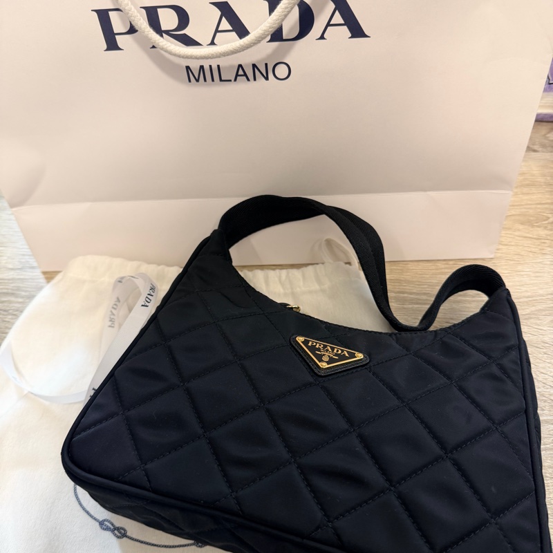 Prada 肩背包-4