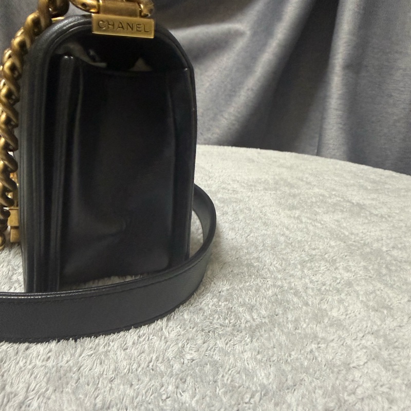 香奈兒黑金牛皮 Leboy 20cm-1