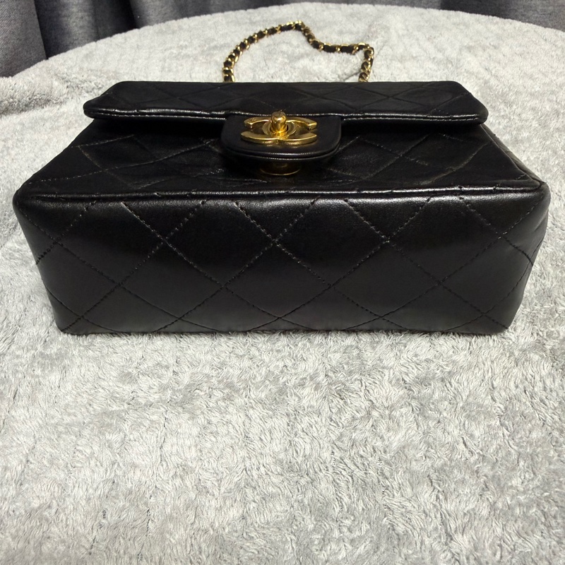 香奈兒經典口蓋包方胖子 中古 經典重現-4