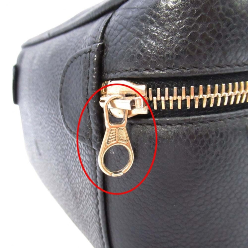 香奈兒復古魚子醬皮化妝包，飾有Coco標誌縫線，橫款化妝包，黑色，型號3，A01997，女士-12