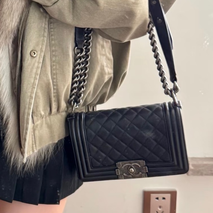熱銷🔥全網最低價😍Chanel香奈兒黑銀菱格紋小號leboy20單肩斜挎包-3
