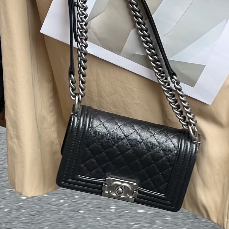 熱銷🔥全網最低價😍Chanel香奈兒黑銀菱格紋小號leboy20單肩斜挎包-4