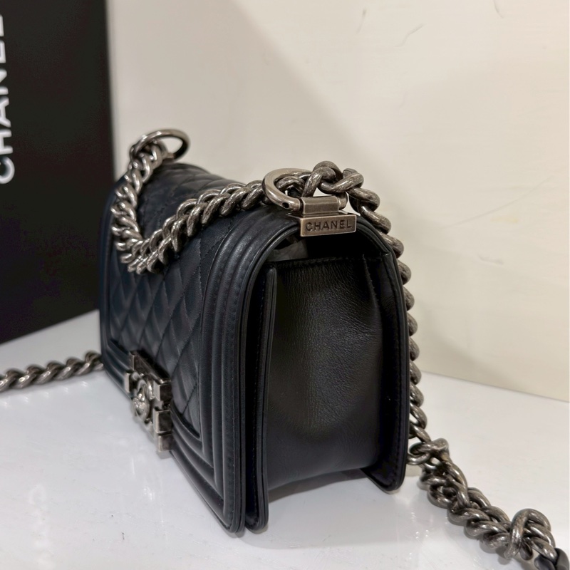 熱銷🔥全網最低價😍Chanel香奈兒黑銀菱格紋小號leboy20單肩斜挎包-11