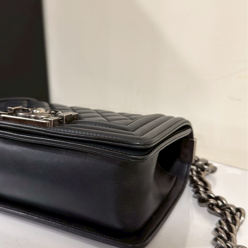 熱銷🔥全網最低價😍Chanel香奈兒黑銀菱格紋小號leboy20單肩斜挎包-14