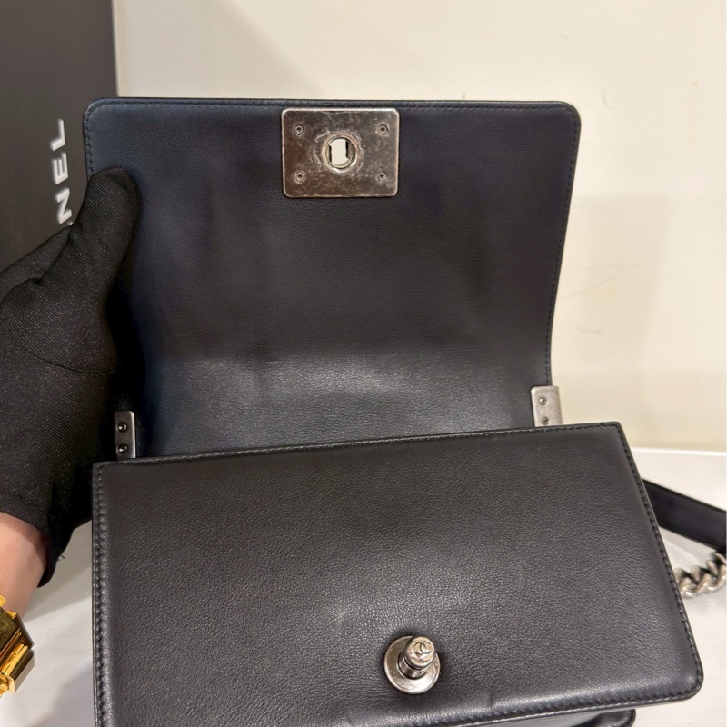 熱銷🔥全網最低價😍Chanel香奈兒黑銀菱格紋小號leboy20單肩斜挎包-19